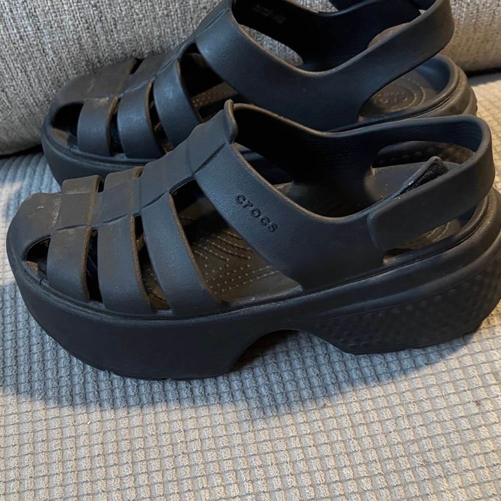 Crocs Stomp Fisherman Sandals Black Size 7 – Lightweight Comfortable Shoes - Picture 4 of 8